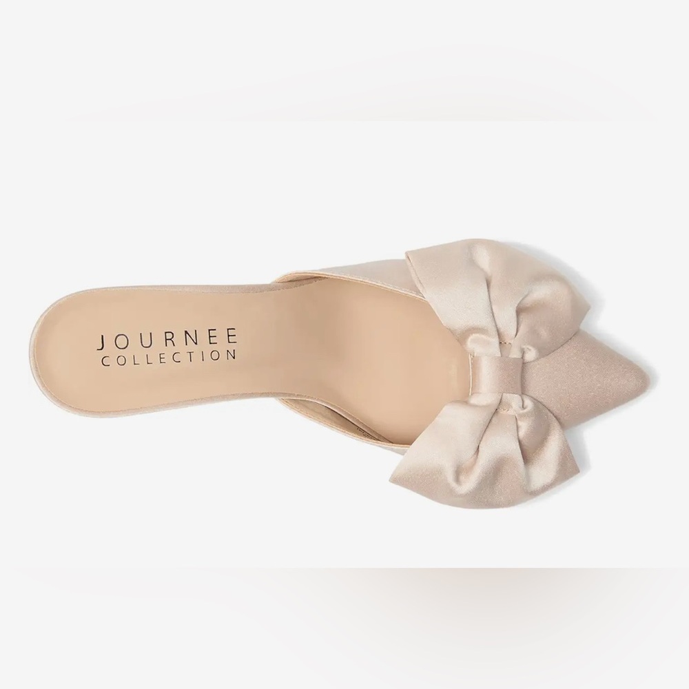 Journee Collection Tiarra Bow Heels Ivory Pink Pointed Toe Bridal Wedding Satin - Picture 2 of 7